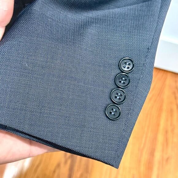 Canali Blue 2 Button Blazer/Suit. Size EU 54/US 44R. - Picture 4 of 10